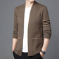 Ideales Geschenk - Strickjacke mit Hahnentrittmuster für Herren