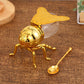 Kreatives Retro-Honigglas in Bienenform