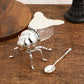 Kreatives Retro-Honigglas in Bienenform