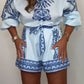 Atmungsaktives zweiteiliges Set in Indigo: Bluse und Shorts