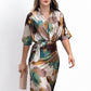 Elegantes Wickelkleid aus Satin mit abstraktem Print für Damen👗