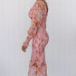 Elegantes Damenkleid mit langen Ärmeln, V-Ausschnitt und Rüschen