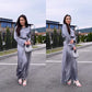 Elegantes, glänzendes, graues, 2-teiliges Set für Damen - Langarmhemd mit Revers und fließender Rock in A-Linie
