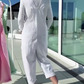 Süße und lässige Damen-Latzhose in Unifarben mit verstellbaren Trägern