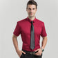 🥳2026 HEISSER VERKAUF🥳💞50K+ VERKAUFT!👦🕊️ 50% RABATT! Herren Kurzarm Businesshemd – Elegant gekleidet, kein Stress. Weicher Stretch, kein Bügeln nötig. Sieht toll aus zu Chinos oder Anzughosen. Perfekt für Geburtstage, Jubiläen oder den Sonntagslook.
