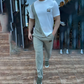 Lässiges Set mit Rundhalstop und Hose für Herren