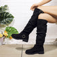 Damenstiefel mit Knickeleder und Schnallenriemen