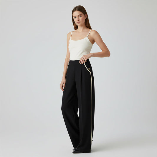 Lässige Damenhose mit Streifen und weitem Bein