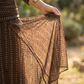 🎁2026 Neuheiten 50 % RABATT💥Bohemian-Maxikleid mit V-Ausschnitt und gerafftem Mesh-Stoff
