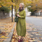 Langärmeliges Damen-Midikleid im Cocoon-Schnitt