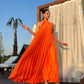 Damen-Maxikleid mit Neckholder, Plissee und fließendem Schnitt