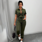 Kurzärmeliger Jumpsuit für Damen mit Knopfleiste