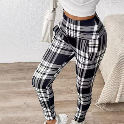 Damenhose mit Karomuster, schmal geschnitten und aus Stretchstoff