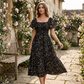 🌈 50% Rabatt! 🔥✨Quadratisches Hals Floral Midi Kleid - Räuchertes Bodice, fließender Schichtroch, Romantisch 🌸