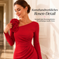 Midi-Kleid für Damen mit Raffungen und 3D-Rosendetails